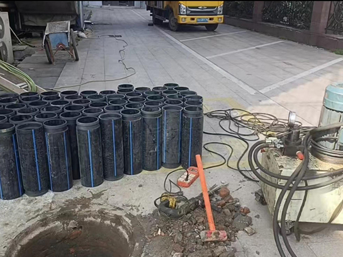 南林乡PE置换管厂家 DN315置换管 非开挖管短管置换